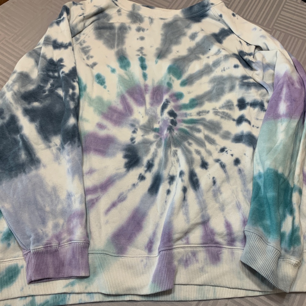 American Eagle Ahh-mazingly  Soft Crewneck
